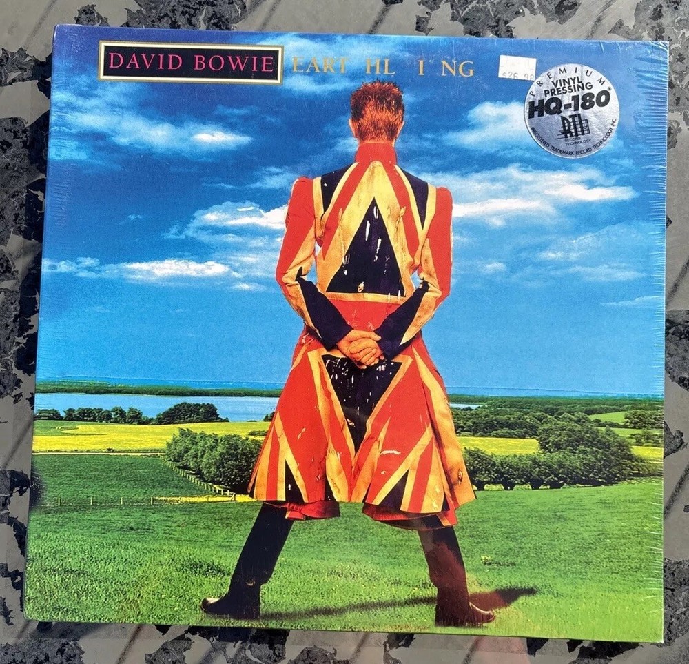 David Bowie – Earthling (HQ-180g, RSD 2015) Mint. Sealed. Hype Stickers.