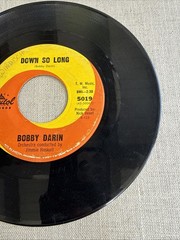 BOBBY DARIN: Vinyl 45 Record – Down So Long / Treat My Baby Good (G+)