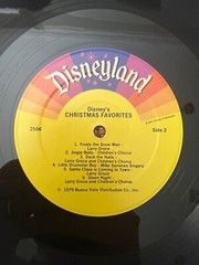Disney’s Christmas Favorites LP Disneyland Records 2506 1979 EX