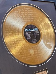 1996 /9500 JOHN LENNON IMAGINE GOLD Vinyl LP APPLE RECORDS 1971 GOLD ALBUM FRAME