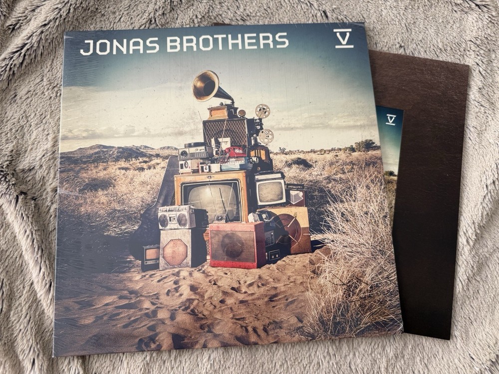 Jonas Brothers V Plus Booklet Limited Vinyl LP Unknown Color New Seal