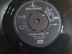 The Beatles – Please Please Me c/w Ask Me Why 7” Parlophone Records