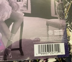 Taylor Swift Elizabeth Taylor 7 ” Purple Glitter Vinyl RSD 2026 SEALED IN HAND!