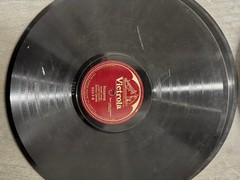 Lot of 7 1920s Victor 78rpm Records