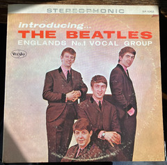 Introduicing The Beatles VeeJay VJLP 1062 Mono Brackets Logo on Black Label