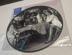 Lana Del Rey Chemtrails Over the Country Club, Walmart Exclusive Picture Disc EX
