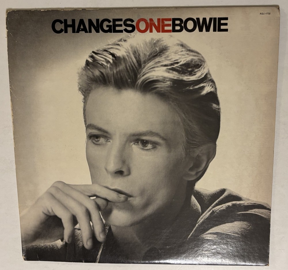 David Bowie ChangesOneBowie Vinyl LP Record 1976 RCA AQL1-1732 Classic Rock NM b