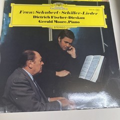 LOT 18 DIETRICH FISCHER-DIESKAU Schubert Wolf Schumann Mahler Strauss Brahms