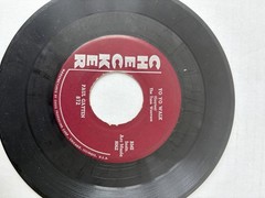 The Tune Weavers Happy Happy Birthday Baby / Paul Gayten Yo Yo Walk Checker 872