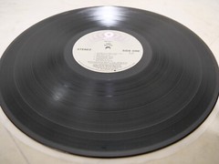 YES / 90125 US PRESSING LP W/INNER, SHRINK, HYPE STICKER