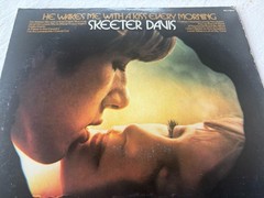 SKEETER DAVIS: he wakes me with a kiss every morning RCA CAMDEN/ PICKWICK 12″ LP