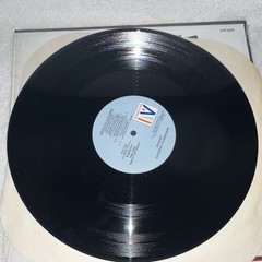 Liberace Continental Favorites LP Vinyl 12″ 33 RPM Stereo AVI Records AVI 6103