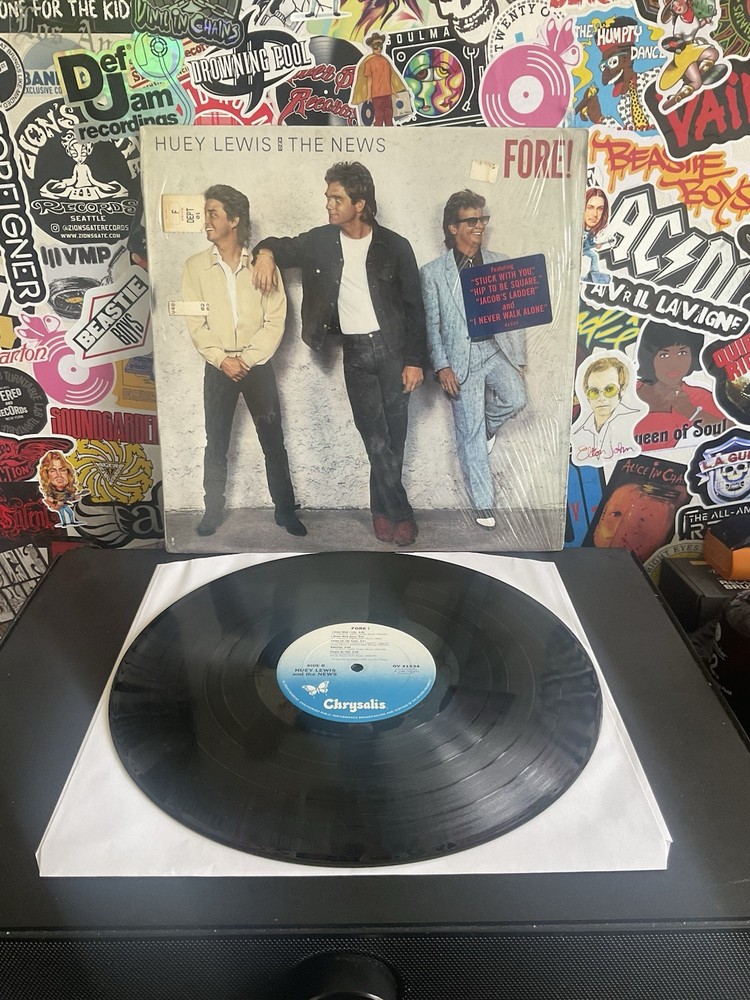 HUEY LEWIS & THE NEWS Fore! VG+ VINYL W/HYPE STICKER