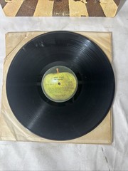 Vintage Beatles’ Abby Road Apple SO 383 LP
