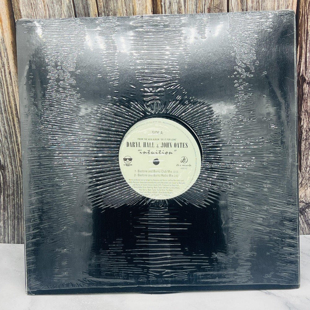 Vintage 2000s Daryl Hall & John Oates Intuition 12″ Vinyl Single Bastone Burnz