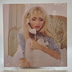 🔴 RR Sabrina Carpenter Man’s Best Friend Champagne Filled Vinyl x Bad World
