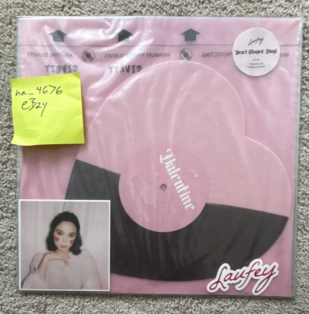 LAUFEY Valentine Heart Shaped Pink & Black Colored Vinyl Record Single MINT