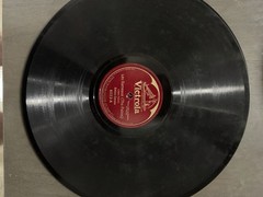 Lot of 7 1920s Victor 78rpm Records