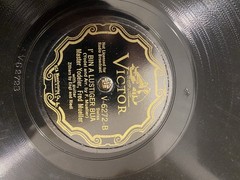 RARE Fred Mueller 78RPM Shellac Weggis Zua / Lustiger Bua Victor Scroll Label