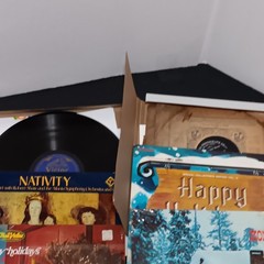 Antique and Vintage Records, 12″ vinyl and shellac, photos for titles, untested