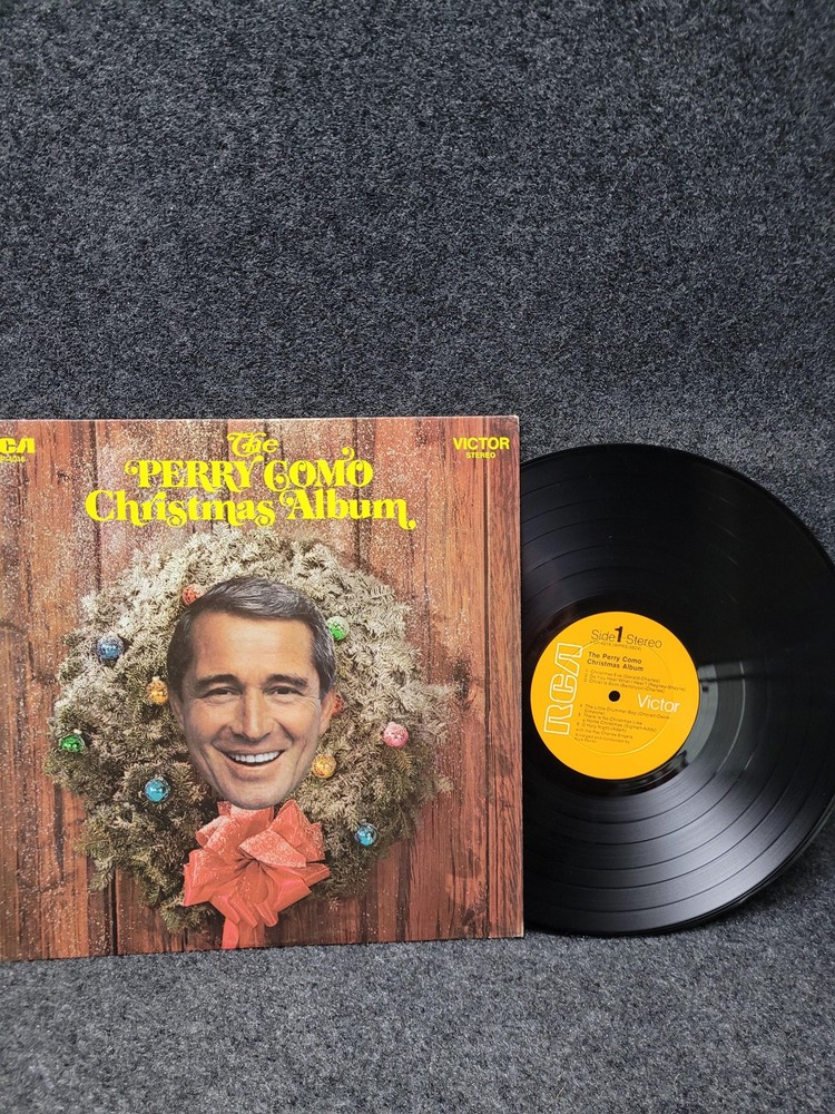 Vintage Perry Como Christmas Album 12″ Black Vinyl LP 1968 RCA Victor Xmas