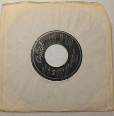 WINGS – LET ‘EM IN / BEWARE MY LOVE 7″ SINGLE 45 RPM 1976 STEREO PAUL MCCARTNEY