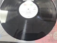 DAVID BOWIE – LET’S DANCE – EMI DB83881 – 2024 LP