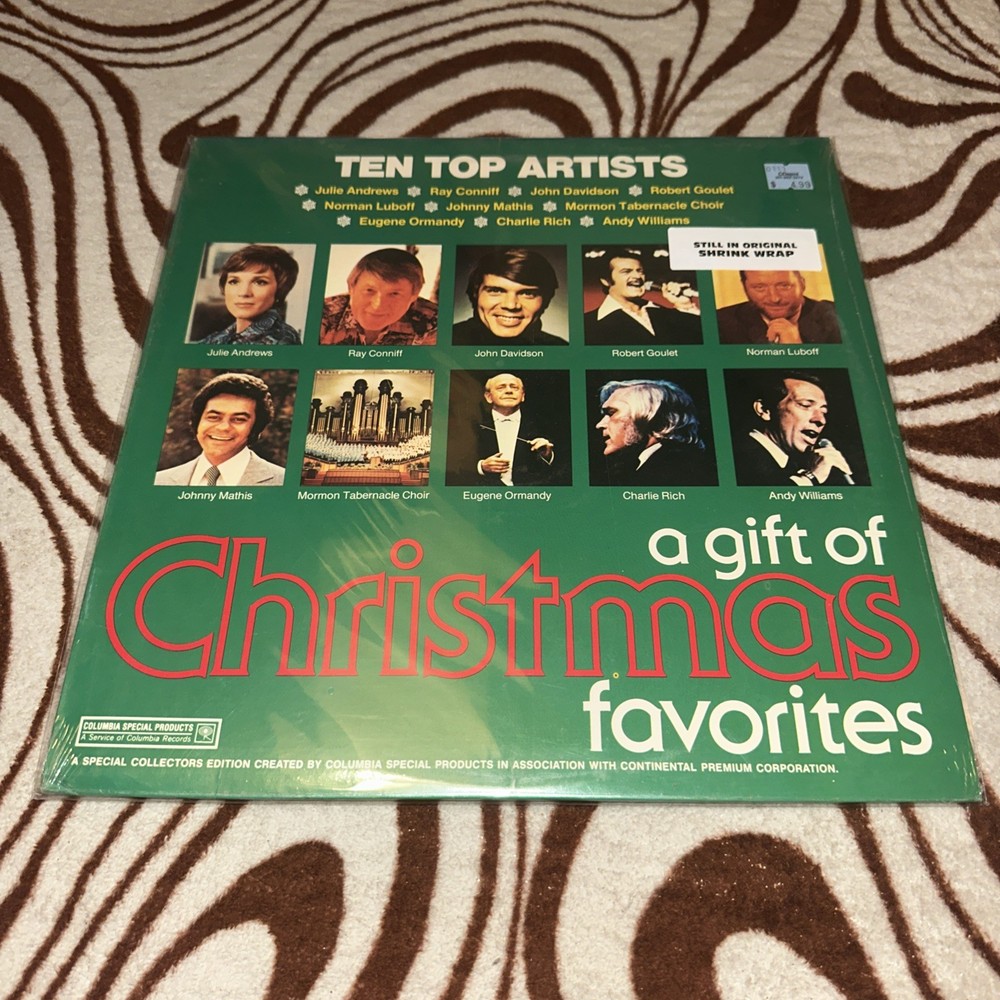 A Gift of Christmas Favorites Ten Top Artists Vinyl Record Album 1975 Columbia