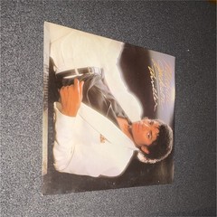 Michael Jackson Thriller Epic 12″ Black Vinyl LP 33 RPM Stereo QE38112