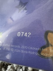 OLIVIA RODRIGO Sour w/ Magnet IVC /3000 Numbered Edition SOUR PURPLE Vinyl LP