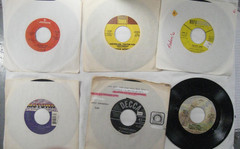 record lot 45 rpm VG 100 vinyl w/ sleeves Pop hits 50s-70s Oldies FREE SHIP 5N