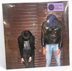CRYSTAL CASTLES – CC1 VERTIGO VINYL EXCLUSIVE MARBLE PRESSING LIMITED /2500 RARE