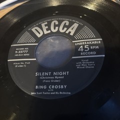 DECCA Bing Crosby Adeste Fiddles Come All Ye Faithful Side 1 Side 2 Silent Night