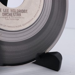 Lee Holdridge Orchestra – Victory Is Peace / Snow Frolic – 1971 45 rpm Record