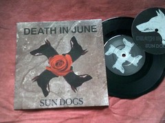 DEATH IN JUNE Sun dogs RARE 7″ + insert 1990s INDIE Electronic