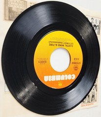 EARTH, WIND & FIRE – GETAWAY 7″ SINGLE 45 RPM 1976 (COLUMBIA) 3-10373 STEREO