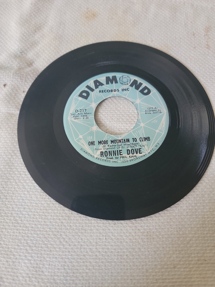 Vintage 1967 45 RM Vinyl Record On Fiamond Records “One More Mountain To Climb”