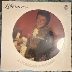 Liberace A Legendary Performer LP Vinyl AVI Records 1982 AVI-6127