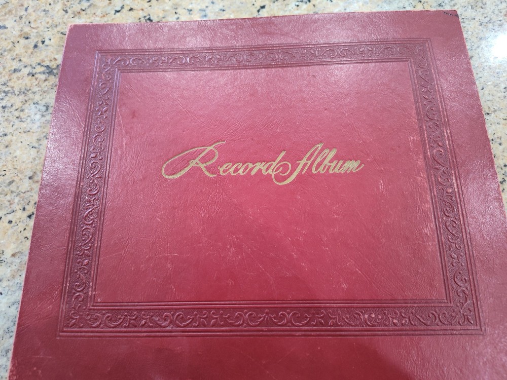 Collection Of 11 Vintage 10″ Records . 8 are RCA LABELs. Including Weeges Dance