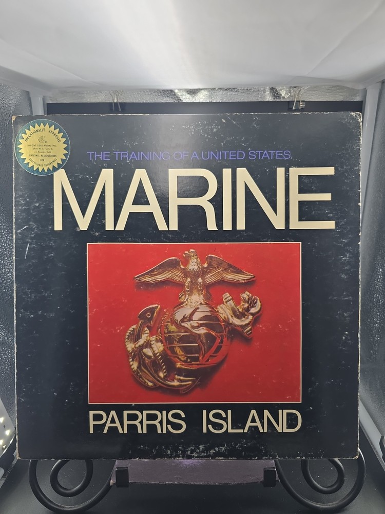 The Training of a United States Marine Parris Island 1972 LP W/Booklet VG+/VG