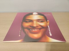 Olivia Dean – Messy Limited LP Purple Urban Outfitters