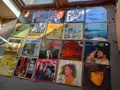 VINYL RECORD JOB LOT 30KG AROUND 120 RECORDS MIXED GENRE WITH FREE SHIPPING