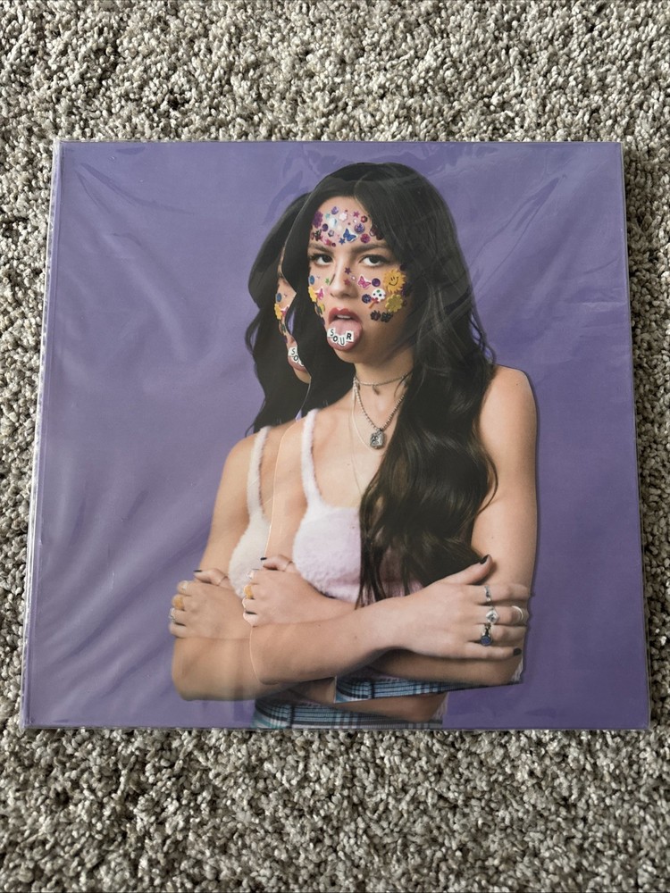 OLIVIA RODRIGO Sour w/ Magnet IVC /3000 Numbered Edition SOUR PURPLE Vinyl LP