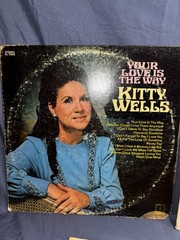 KITTY WELLS – COLLECTION OF KITTY WELLS RECORDS – LOT OF 5 LPS