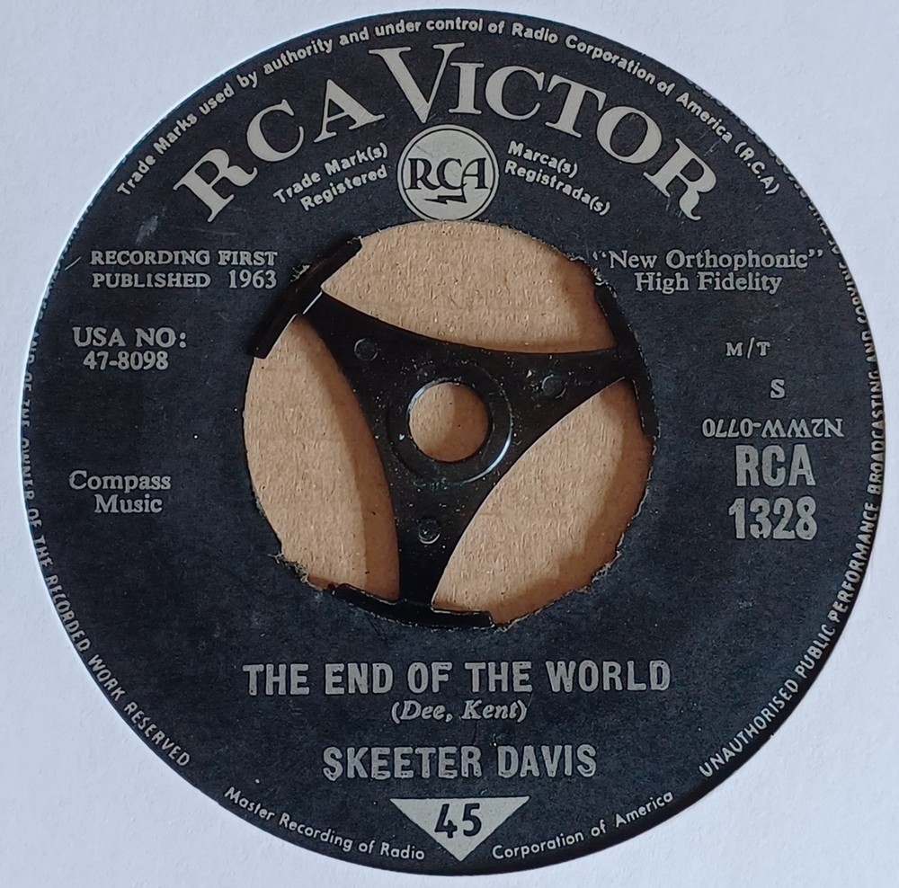 (32) Skeeter Davis – The End Of The World 7″