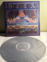 1981 Original US Pressing with Laser-Etched Vinyl.