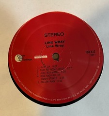 LP: LINK WRAY – self titled s/t NM- REISSUE