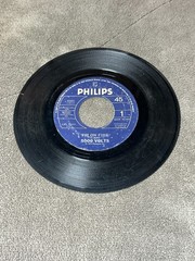 $1 45s – Mixed Genres & Years – G – EX – Flat $5.00 Shipped – ZiGZoG