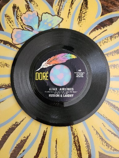 Hudson and Landry – Bruiser LaRue – Dore 45RPM 7” Single EXCELLENT(EX)