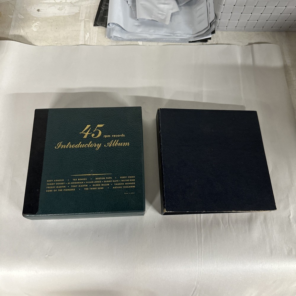 RCA Victor 45 rpm Introductory Album No records And Extra 45 Album Matching